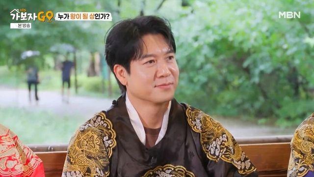 조현재, 곤룡포 입고 예능 등장? 역시 '왕 전문 배우'…반전·♥스토리까지 공개 (가보자GO)