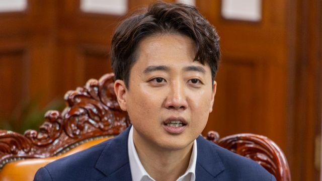 이준석, 김건희 특검에 출석…디지털 포렌식 참여