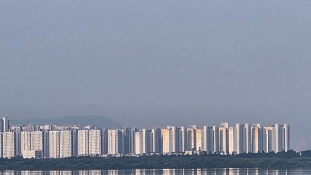 오늘 낙동강이 잔잔하네요.