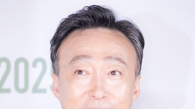 '어쩔수가없다' 이성민 