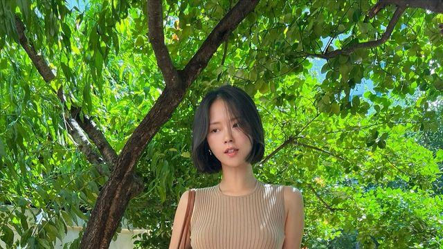 김주희, 베이지 니트 원피스로 완성한 '인생컷'...네티즌 