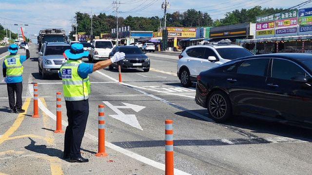 전국모범운전자연합회 태안지회, 피서철 교통질서 확립 '앞장'