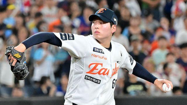 문동주 다치고, 폰세도 아프고…로테이션 꼬인 한화, 조동욱 대체 선발 카드 꺼냈다