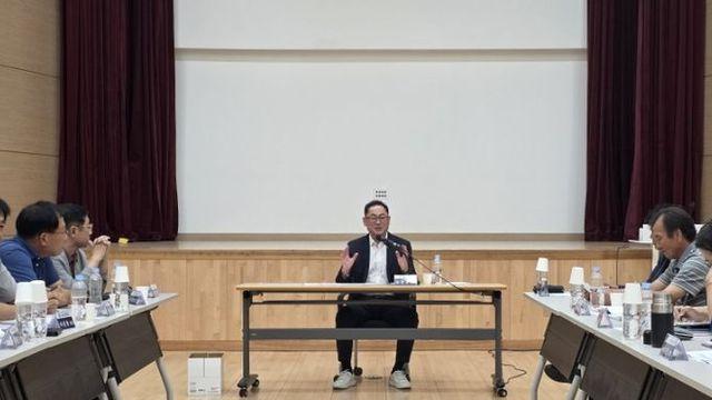 경기도의회 김완규 의원 “축산악취 문제 더 이상 방치 못해”,주민·농가·행정이 함께 해결책 마련해야”