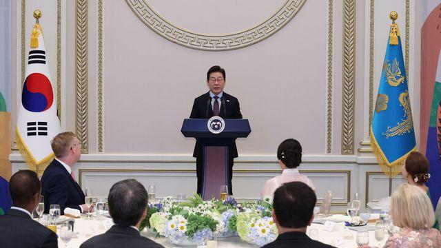 이 대통령, 미·일 순방에 동행하는 경제 단체·기업인과 간담회