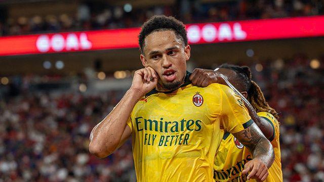 HERE WE GO! 'PL 승격' 리즈, 밀란 FW 영입 완료...