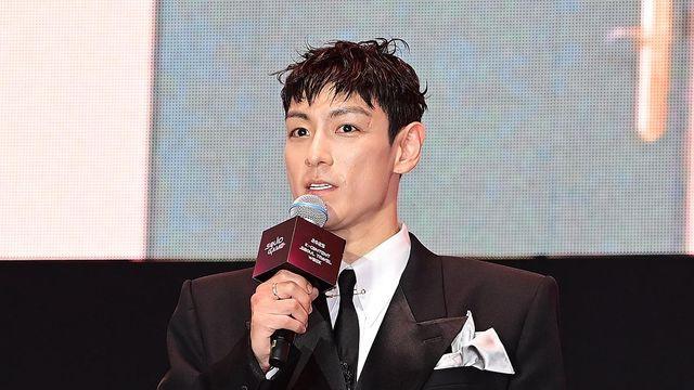 ‘빅뱅 탑’ 최승현, 용기 낸 보람 있다…이병헌 제치고 美 골드더비 ‘남우조연상’ 수상 [엑’s 이슈]