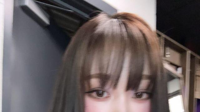 지젤이 눈에 띄게 예뻐진 비결은? 돌아온 언더 음영 메이크업 트렌드!