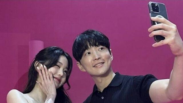 장원영이랑 셀카 찍을수 있는 30대 남자.