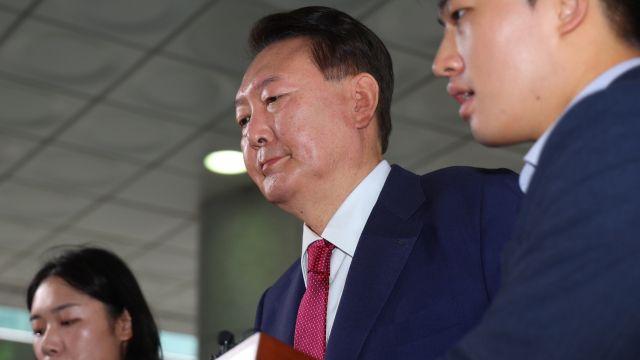 윤석열의 ‘적반하장’?…”김건희 특검팀, 검찰에 고발하겠다”