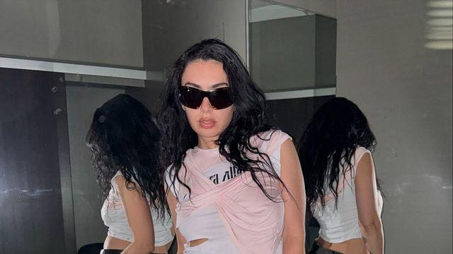 찰리 xcx, 킴 카다시안이 극찬한 한국의 ‘이것’? 해외 셀럽들이 다녀간 핫스폿 총정리!