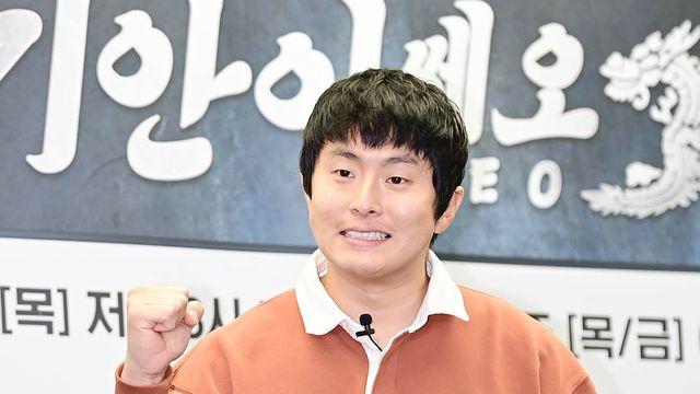 '42세 미혼' 기안84, 동거인 있었다…