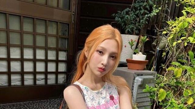 조이 청량 가득 매력에 해맑은 웃음…금발도 잘 어울려