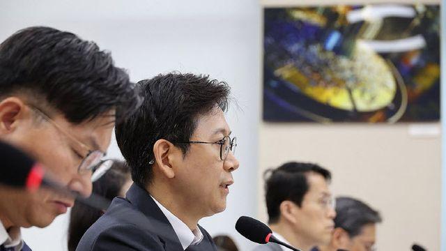 배경훈 장관 “GPU 3.5만장 2년 내 확보…국정위에 독자 AI 결과 공유 안 해”
