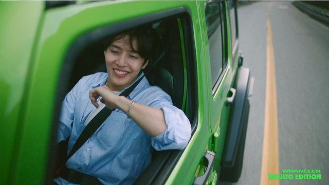 부드러운 인상의 배우 강하늘…정말 의외의 '자동차' 타고 있었다 (정체)