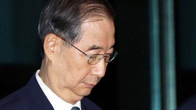 내란 특검팀, 한덕수 전 국무총리 16시간 피의자 조사