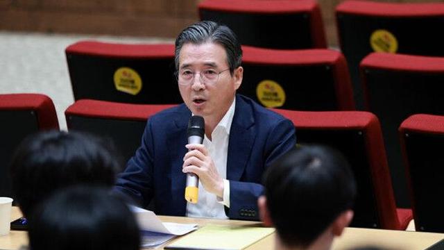 김용범 정책실장 “부동산 안정 필요하다면 세금도…필요한 수단 쓴다”