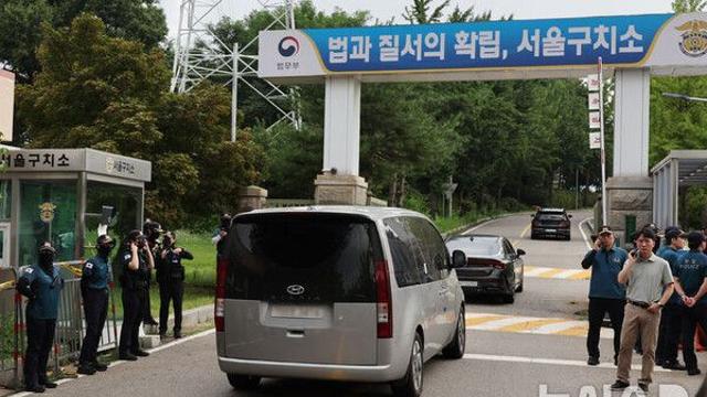 與, 尹 '김건희 특검' 고발에 