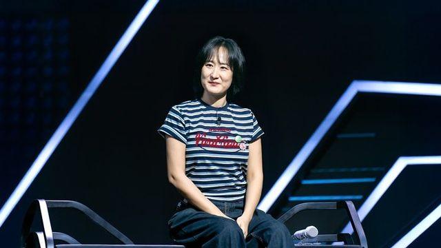 선우정아 “제자로 받아달라고 무릎 꿇은 男가수 있어” (라이브 와이어)