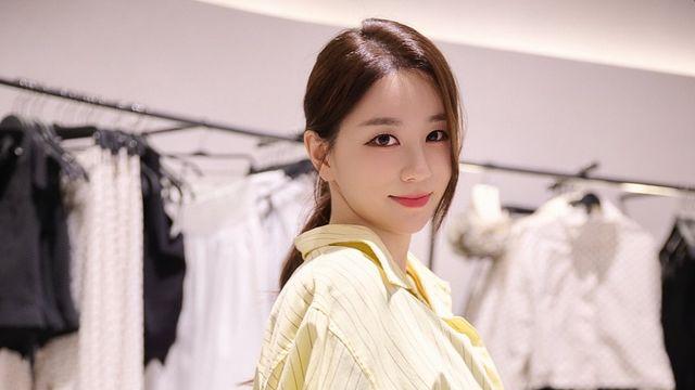 황유주, 산뜻한 옐로우 셔츠로 청초미 발산
