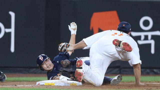 [SD 베이스볼 피플] “꼭 깨트리고 싶다…” 두산 정수빈은 왜 3루타에 진심일까, 다 이유가 있다