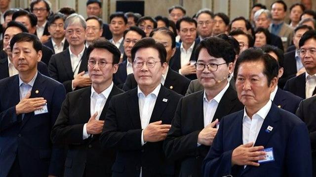[이슈] 정부·여당, 2026 지선·2028 총선 때 개헌투표 공감대…9월 국회 개헌특위 구성