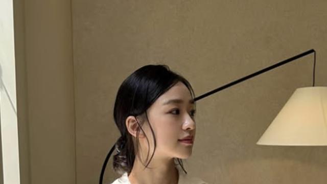 손연재, 변함없는 여신 비주얼…결혼 3주년 데이트 포착 [AI 포토컷]