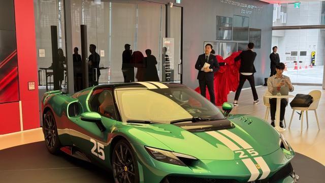 페라리 '296 스페치알레' 韓 상륙… 6억3000만원부터