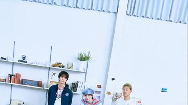 더보이즈, 어린 시절 어땠을까…추억 담은 팝업스토어 오픈 