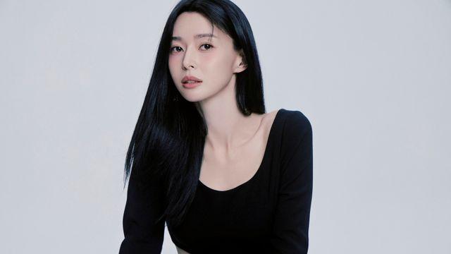 권나라, 쿠팡플레이 '직장인들' 출격