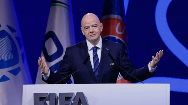 이틀 새 英·獨서 잇단 인종차별…인판티노 FIFA 회장 규탄 “절대 용납할 수 없다”