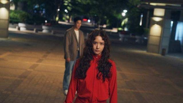 윤아, ‘북치고 장구치고’…1인2역에 노래까지