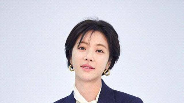 43억 횡령 후 코인 투자 황정음…檢, 징역 3년 구형