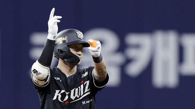 '김민혁 결승타·8회 6점' KT, 두산 8연승 저지하고 2연패 탈출