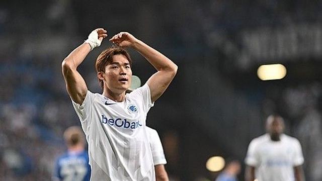 오현규 '골대만 2번' 아깝다→'1골+자책골 유도' 유럽대항전 보인다…헹크 UEL PO 1차전 5-1 대승