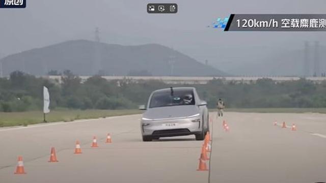 고객 불신 속에 ‘성능 한 방’...테슬라 모델 Y L, 엘크 테스트 안정성 신기록 세웠다