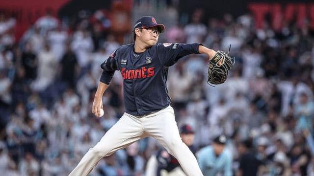 롯데, 6-7로 NC에 지고 11연패…한화, 폰세 호투에도 6연패 수렁(종합)