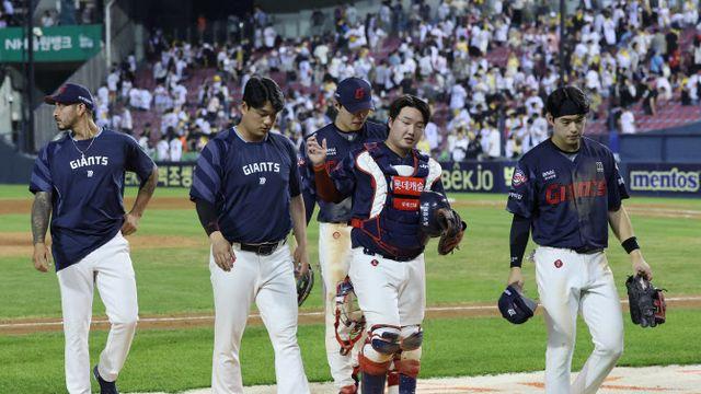 6-0 못 지킨 롯데, 10연패 못 끊었다…‘혼돈의 중위권 싸움’