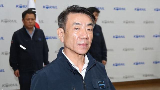 李 대통령, 한문희 코레일 사장 사표 수리…코레일, 긴급경영진 회의 소집