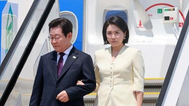 [한일 정상회담]이 대통령, 도쿄 도착…이틀간 방일 일정 돌입