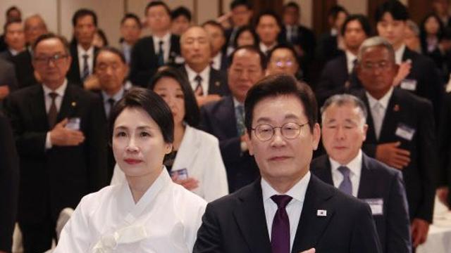 李대통령, 재일동포 희생에 감사…재외국민 투표 독려(종합)