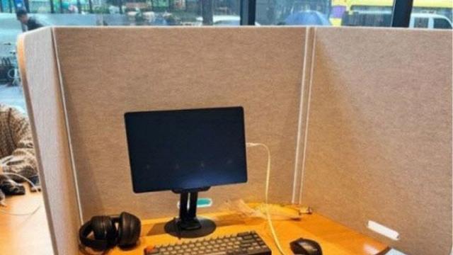 카페가 공부방 된 한국…외신이 바라본 '카공족' 그늘