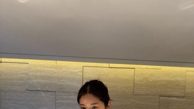 '워킹맘 패셔니스타' 김빈우, 스트라이프의 매력을 한껏 끌어올리다