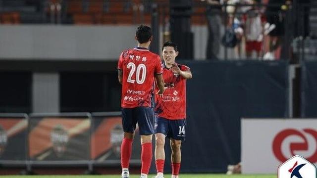 '이동경 극장골' K리그1 김천, 수원FC 3-2 꺾고 6경기 무패