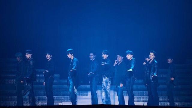 '나이 총합 357세' 슈퍼주니어, 아이돌 의혹을 불식하는 불혹의 매혹