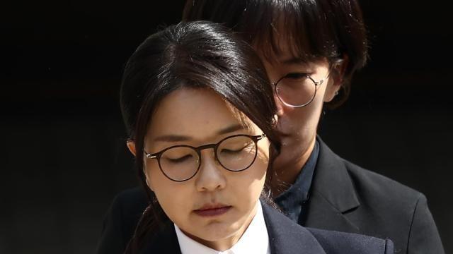 특검, 버티는 尹·김건희 흔들기...'키맨 4인'으로 돌파구 찾는다