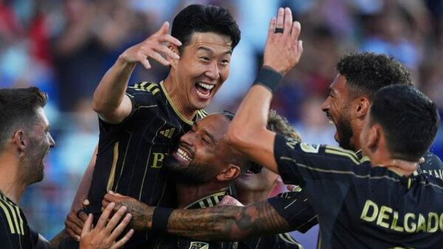 손흥민, MLS 3경기 만에 데뷔골 폭발…환상 프리킥 득점