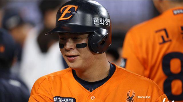 '노시환 역전 투런포 폭발' 한화, 다시 연승 달린다!…SSG 5-2로 꺾고 '위닝시리즈' 수확 [대전:스코어]
