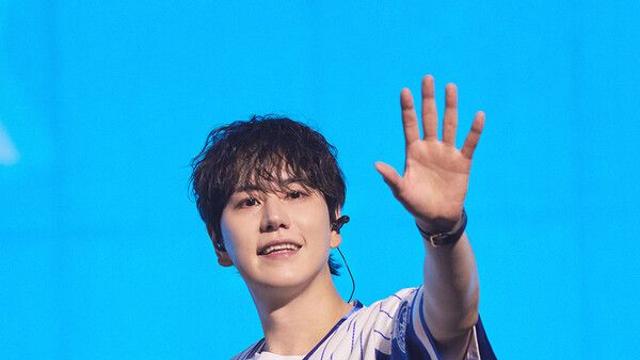 슈퍼주니어 규현, '슈퍼쇼10' 콘서트 중 부상…