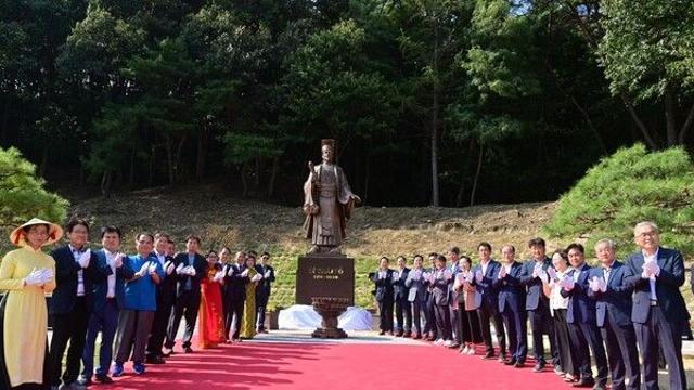 '1000년 된 이주민' 베트남 리 왕조 후손, 봉화서 한-베 교류 '허브' 되다